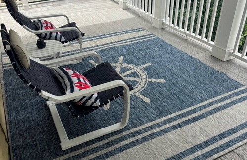 Gloucester Maison | Gloucester, MA. LARGE 2 room studio with deck, Fully Furnished on a quiet street