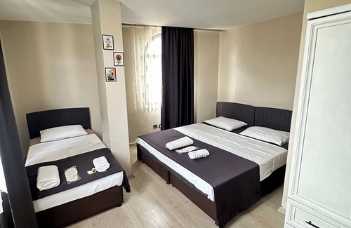 Karesi Hôtel | GLR OTEL