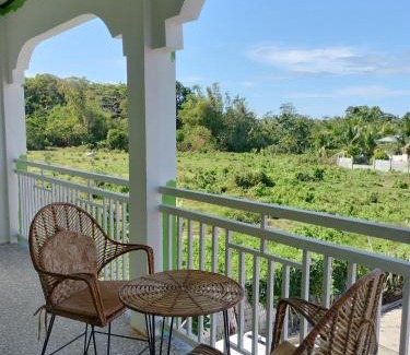 Daanbantayan Maison | GmL Lodge House