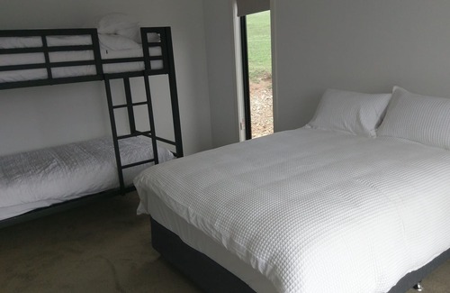 Reedy Creek Villa | Partez en randonnée dans 1200 acres ou détendez-vous. Les vignobles sont à 30 minutes,