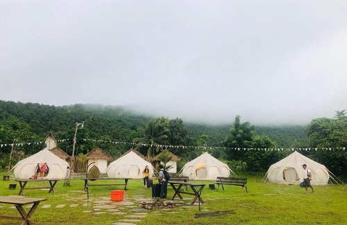 Wat Bo Area Autre | Go Camping