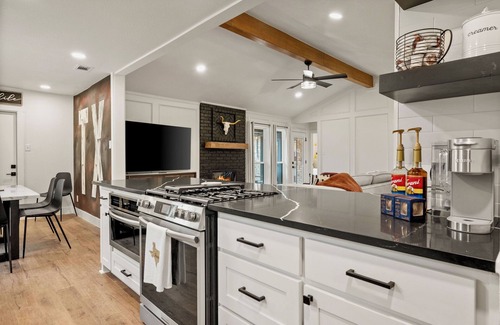 Frisco Maison | Go-Karts and Broomsticks, Heated pool and spa!