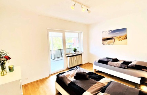 Pfalzdorf Appartement | GO02 4 room apartment with balcony & garden