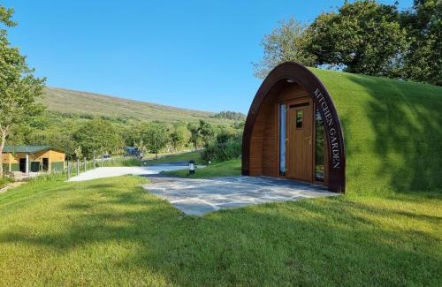 Glanlough Autre | Goats Path Farm and Pod Park