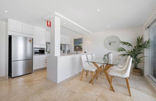 Cronulla Appartement | Gobsmacking Views with Direct Beach Access 116