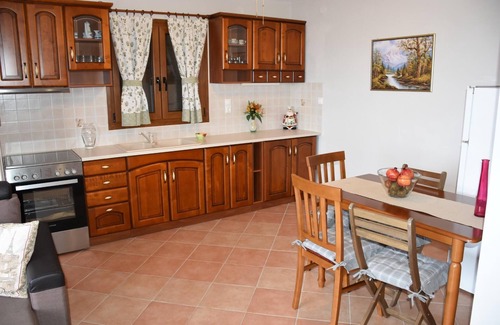 Sourpi Appartement | Goddess Artemis Apartment