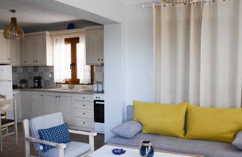 Sourpi Appartement | Goddess Athena Apartment