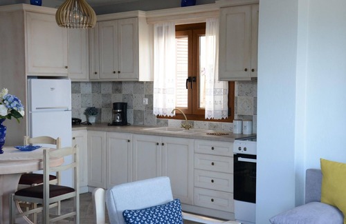 Sourpi Appartement | Goddess Athena Apartment