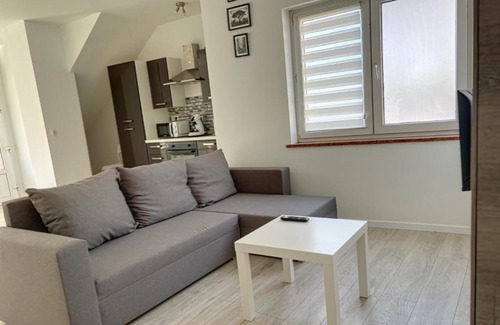 Roux Appartement | Gohysart 51b 1 Bruxelles-Charleroi-airport