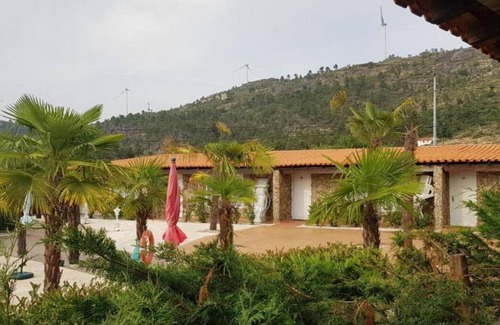 Armamar Maison | Gojim Casa Rural - Family apt (2 Adults + 1 Child)