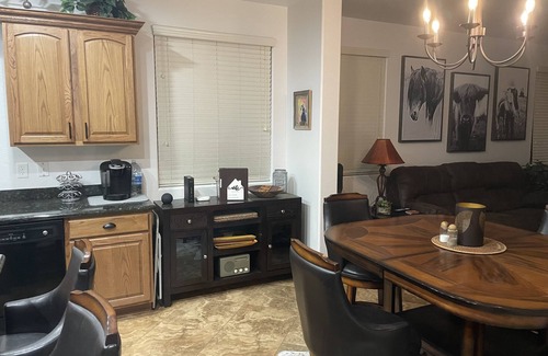 Gold Canyon Maison | Gold Canyon, Hot Tub, view of Superstition Mountains golfing, hiking, biking.