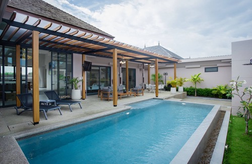 Choeng Thale Villa | Gold Chariot Pool Villa