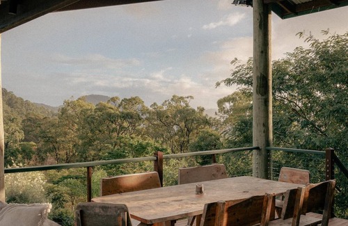 Sarabah Maison | Gold Coast Hinterland Retreat | Sleeps 10 | Heated Infinity Pool | Fireplace