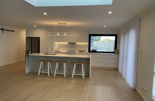 Burleigh Waters Maison | Gold Coast hotspot, close to beach