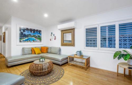 Miami Maison | Gold Coast-Miami Mid-Century Beach Home With Pool