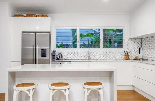 Miami Maison | Gold Coast-Miami Mid-Century Beach Home With Pool
