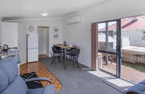 Thames Maison | Gold'n Thames - Thames Holiday Home