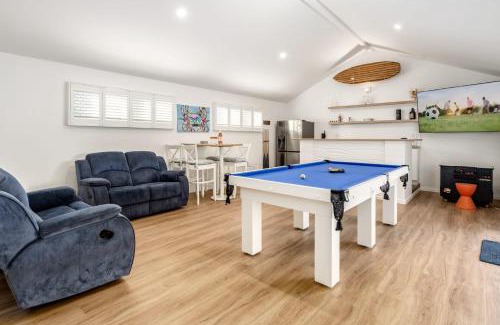 Golden Beach Maison | Golden Beach Ultimate Family Getaway - Pool & Spa