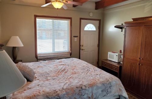 Plattsburgh Hôtel | Golden Gate Lodging