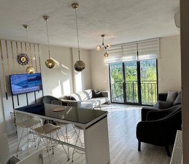 Nilufer Appartement | Golden Hour Apartment بورصة شقة مريحة Bursa Nilufer مَنْظَرٌ جَمِيلٌ