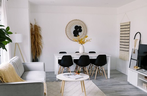Victoria Hills Maison | Golden Hour ☀️