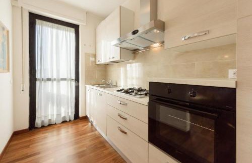 Marina di Pietrasanta Appartement | GOLDEN LUXE - Royal Sea View Private Parking