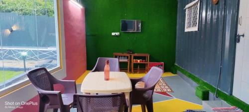 Manjakuttai Maison | Golden Paradise Home stay, yercaud.