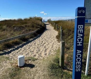 Papamoa Beach Maison | Golden Sands Beachside Cottage
