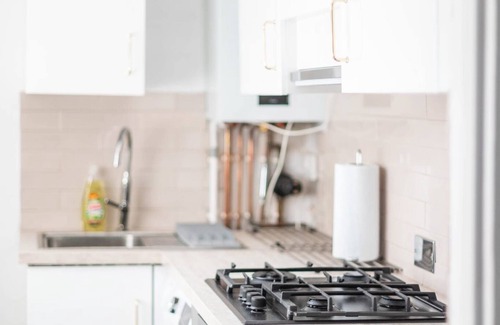 South Harrow Appartement | Golden Spa- Easy commute to Wembley and Central London