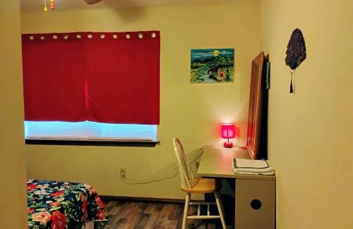 Lawton Appartement | Golden Sunflower's Apt C