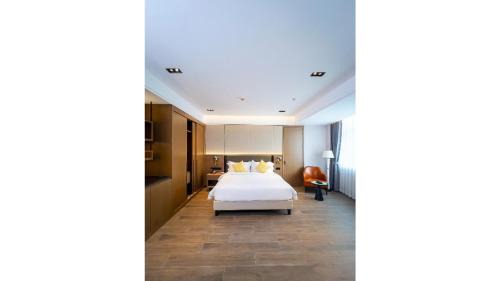 Bandalungwa Hôtel | Golden Tulip Kin-Oasis Kinshasa
