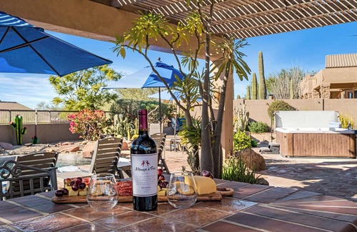 Gold Canyon Maison | Golden View | Superstition Mtn Views, Private Pool and Hot Tub, Sleeps 14