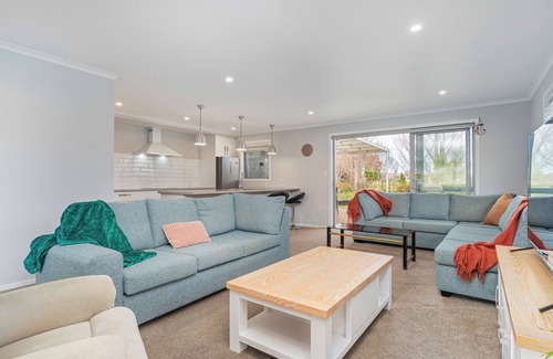 Coromandel Maison | Golden Vista - Coromandel Holiday Home