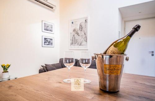 Trento Appartement | GoldenSuitesItaly I Trento Duomo Suite 1