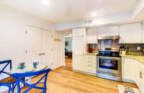 Spinnaker Beachhouses Villa | Golf-and-sea villa within walking distance of beach + resort amenities
