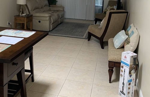 Fairgreen Villa | Golf Villa right on course and 1 mile to beach
