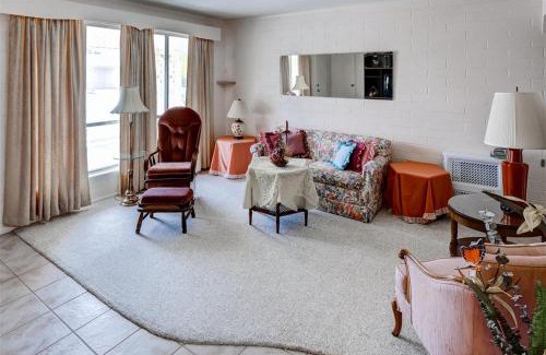 Sun City Maison | Golf Course and Pool Access Quaint Sun City Home