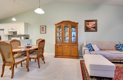 Alachua Maison | Golf Course Community Home Near Springs & Swimming