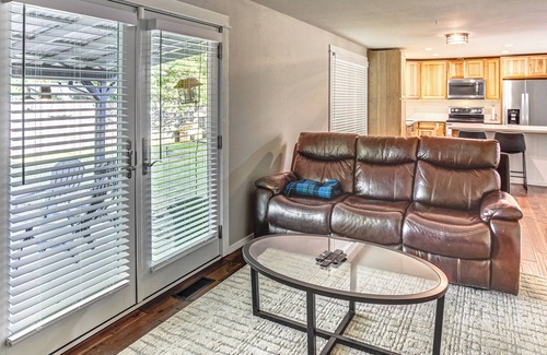 East Port Orchard Maison | Golf, Hike, Dine & Relax: Home in Port Orchard