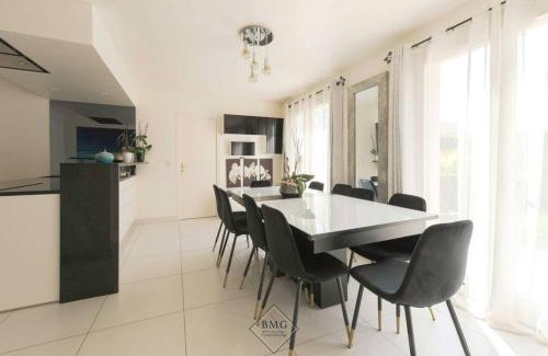 Bussy-Saint-Georges Appartement | Golf House Disneyland BMYGUEST