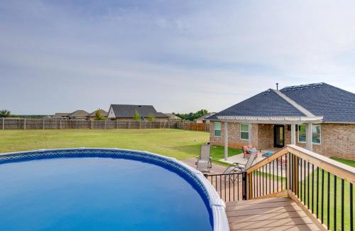 Edmond Maison | Golf, Swim, Relax Oklahoma Ranchland Retreat