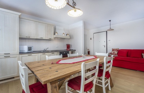 Tarvisio Appartement | Golf View APT with parking and mountain view! x6