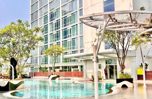 Tangerang Appartement | Golf View from the Highest Floor at U-Residence tower 2, Lippo Karawaci