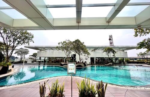 Tangerang Appartement | Golf View from the Highest Floor at U-Residence tower 2, Lippo Karawaci