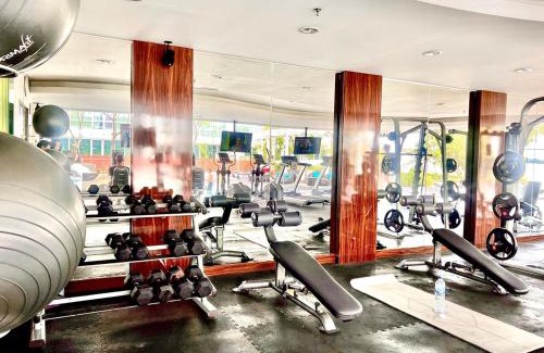 Tangerang Appartement | Golf View from the Highest Floor at U-Residence tower 2, Lippo Karawaci