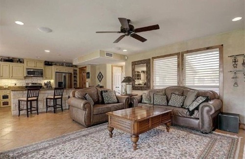 Lakeway Copropriété | Golfers Hole in One - on the golf course in Lakeway Austin Tx