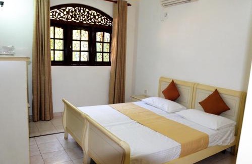 Ragama Maison | Gondolas Home Stay
