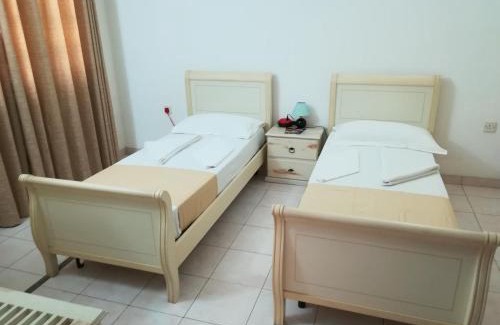 Ragama Maison | Gondolas Home Stay