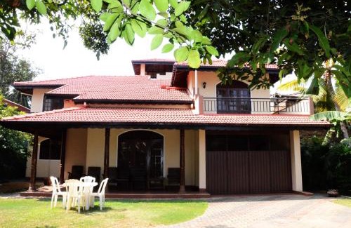 Ragama Maison | Gondolas Home Stay