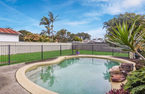North Haven Appartement | Gone Coastal - pool, river, beach getaway